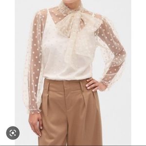 White flocked dot top